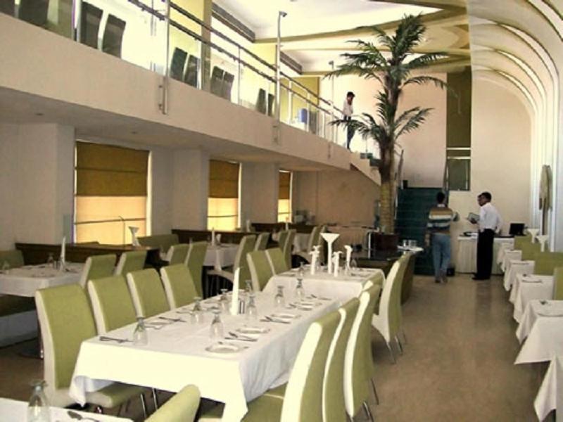 Hotel Royal Panna Shahjahanpur Exterior photo